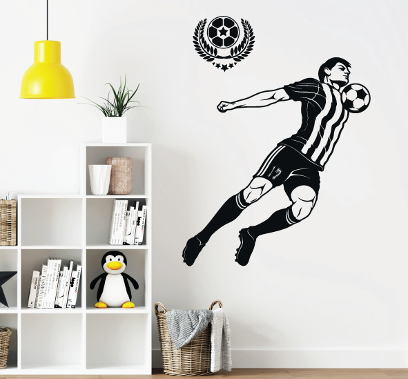 מדבקת קיר - שחקן כדורגל - עצירת כדור בחזה - כולל סמל