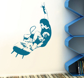 מדבקת קיר - גולש בתנועה