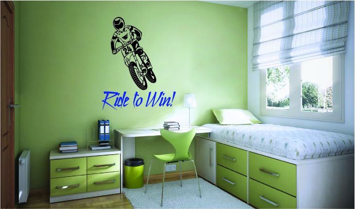 מדבקת קיר - אופנוען בנסיעה