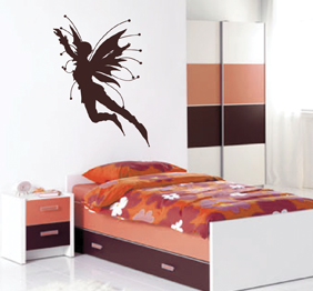 מדבקת קיר - פייה במעוף